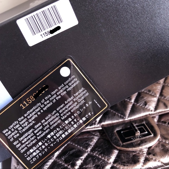 NEW CHANEL 2.55 Reissue Classic Flap Bag - Picture 7 of 9